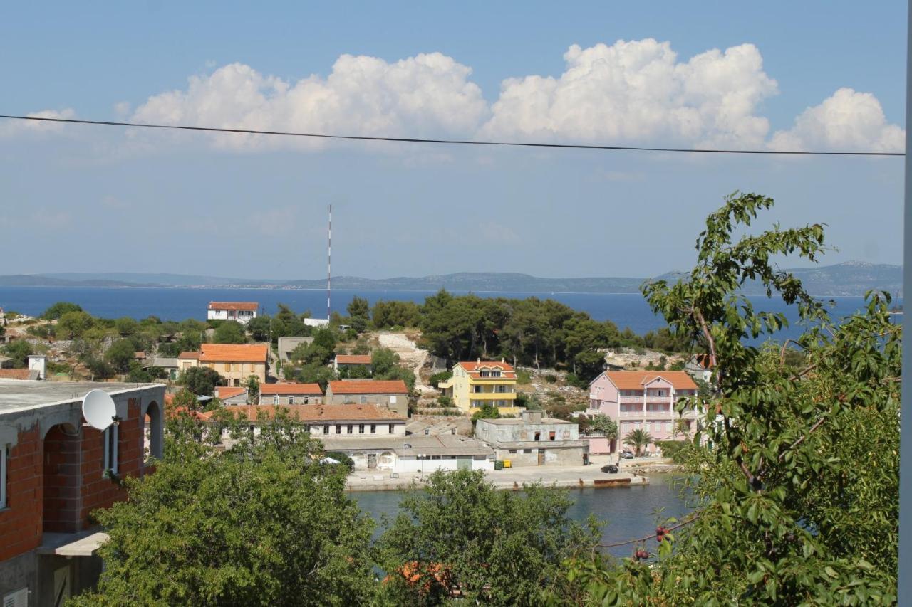 Apartments With A Parking Space Sali, Dugi Otok - 8152 Exterior photo